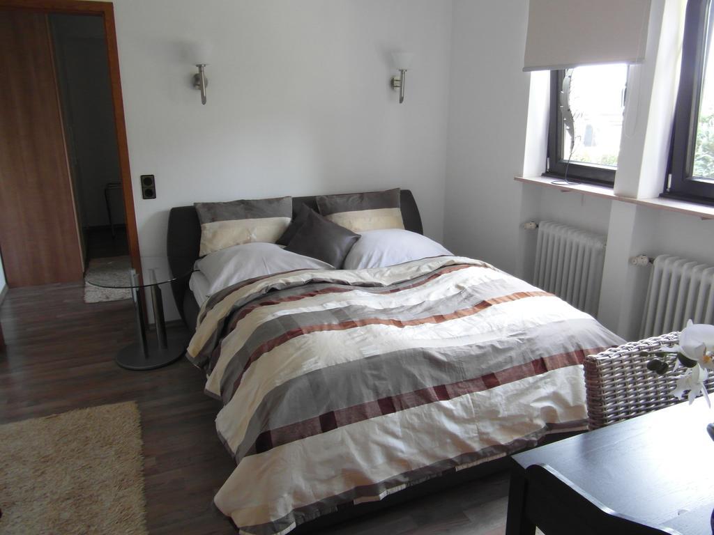 Hotel Castello Bianco Wadern Esterno foto