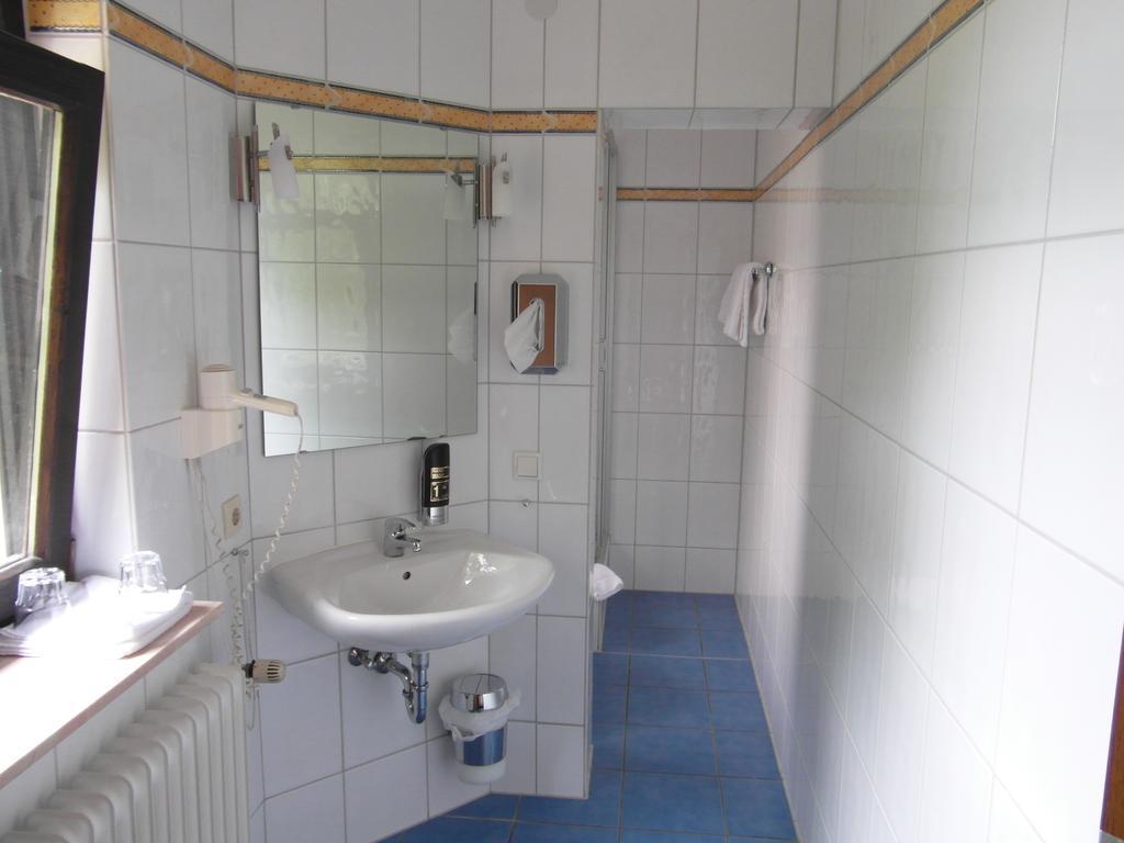 Hotel Castello Bianco Wadern Esterno foto